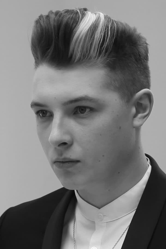 Певец John Newman