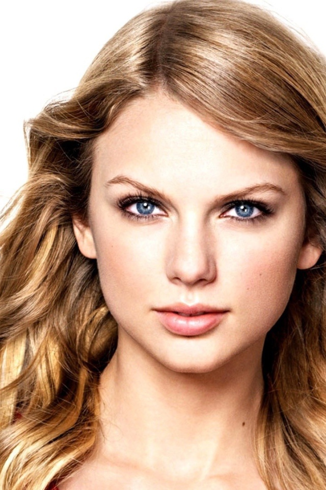 Taylor Swift большие голубые глаза