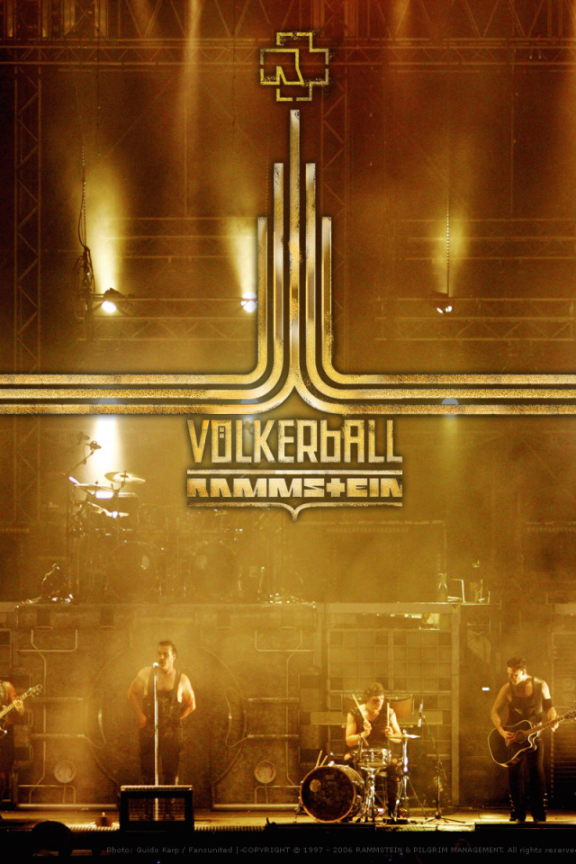 Группа Rammstein на сцене