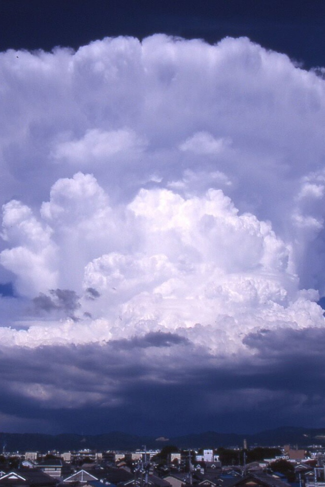 Облако формы гриба