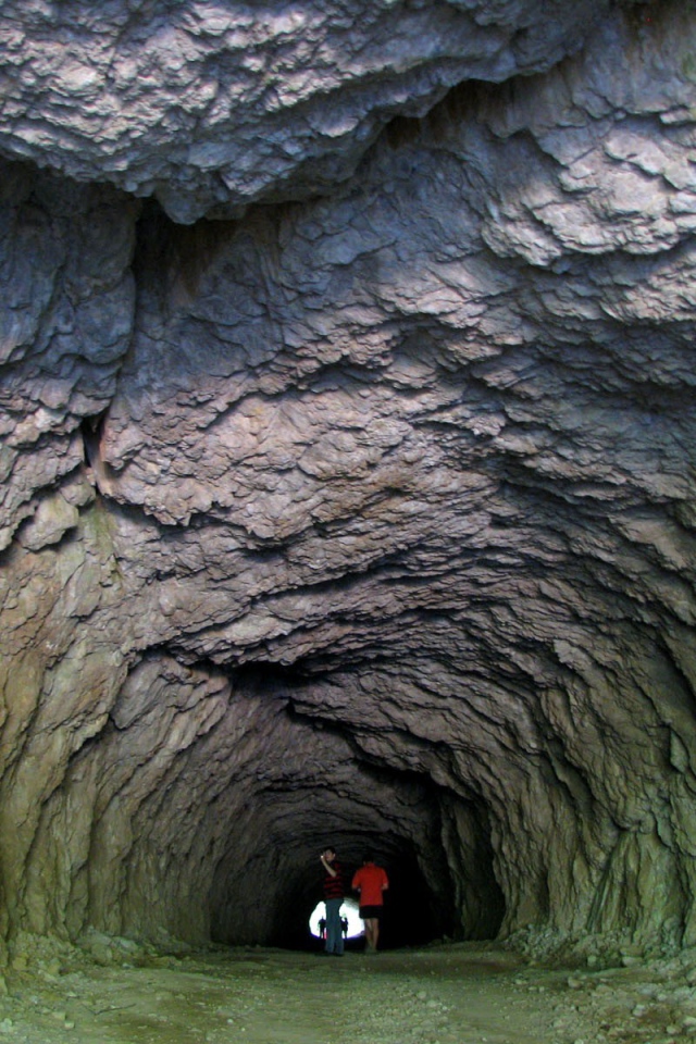Пещера в Болгарии