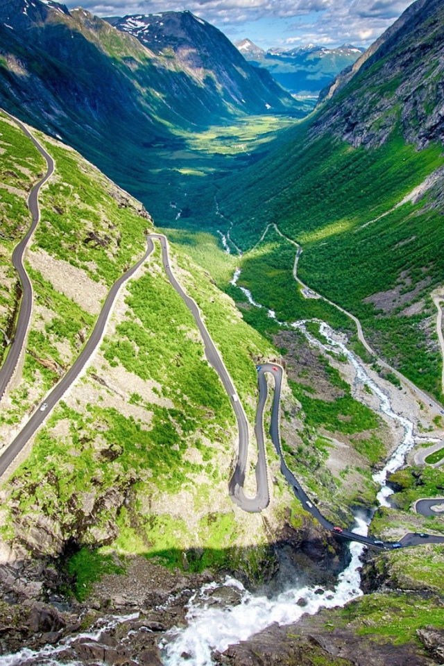 Серпантин дорог