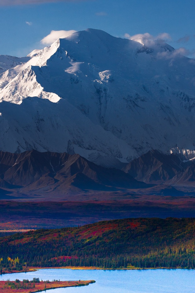 Горная Долина с озером