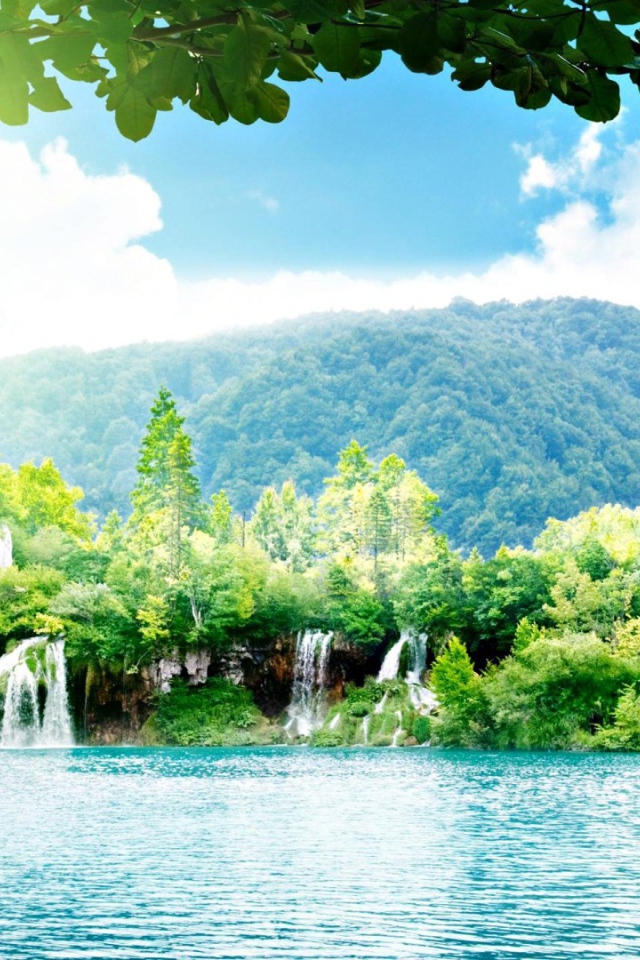 Пейзаж с водопадами