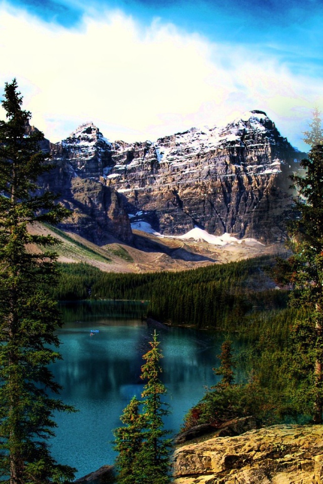 Горное озеро Moraine