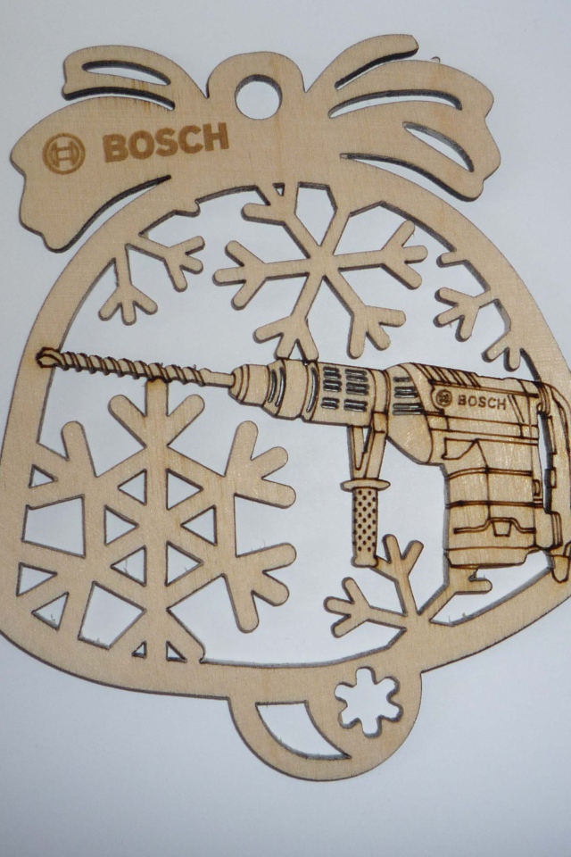 Елочные игрушки из дерева