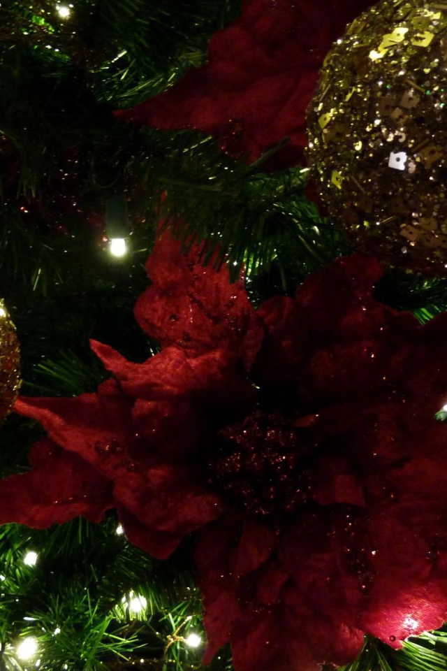 Темная Новогодняя елка