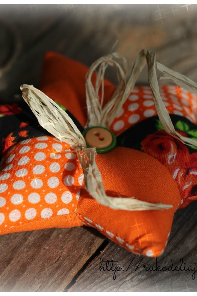 Дизайнерские елочные игрушки