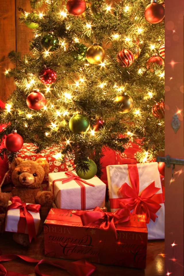 Подарки детям на новогодней елке 2014