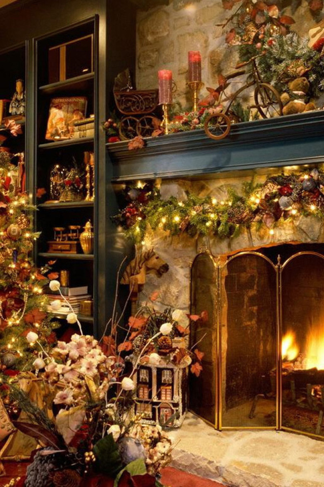 Новогодняя елка в доме