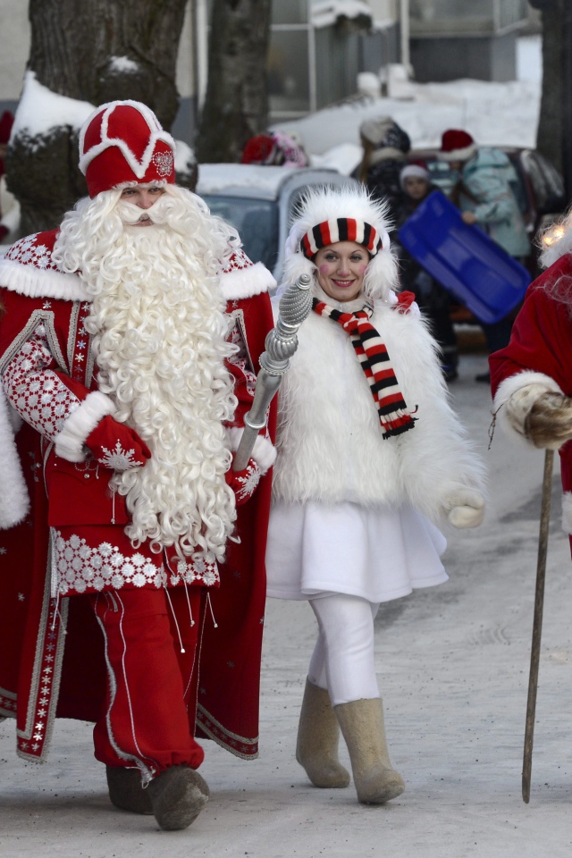 Дед мороз снегурочка и дети