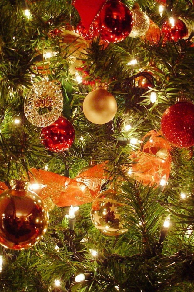Лучшие украшения новогодней елки