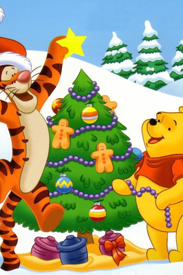 Винни пух  украшает новогоднюю елку
