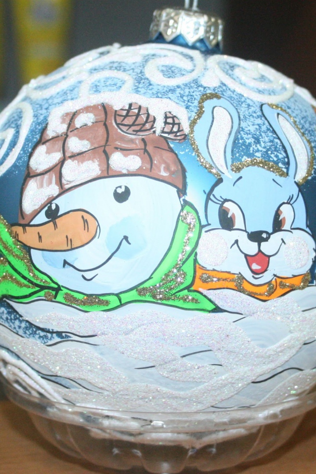 Hеобычные елочные игрушки