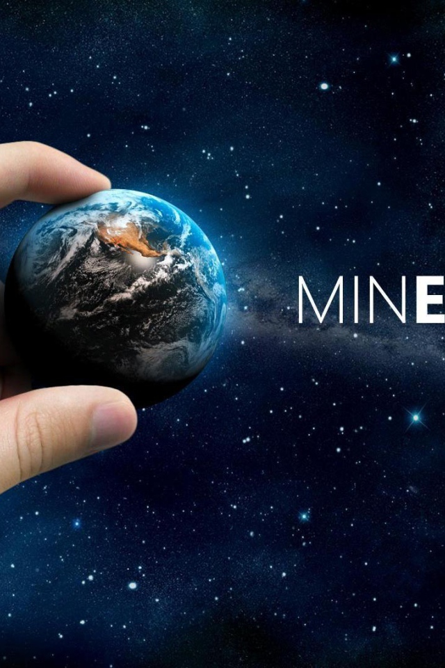 Земля в руке человека