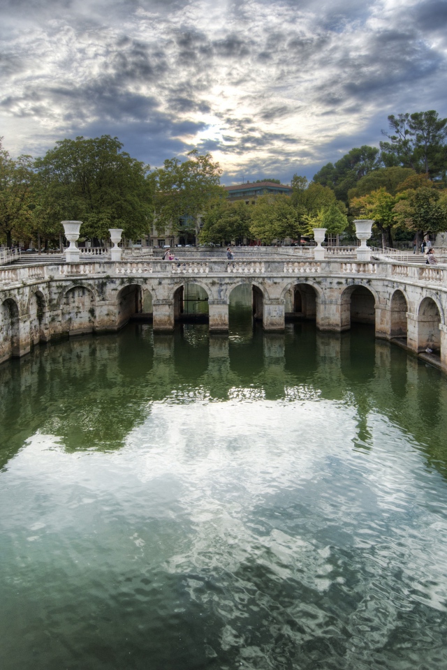 Римские термы в Ниме