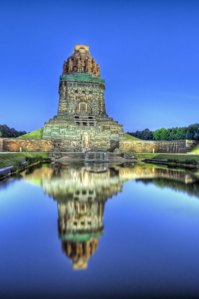 Мавзолей в Лейпциге