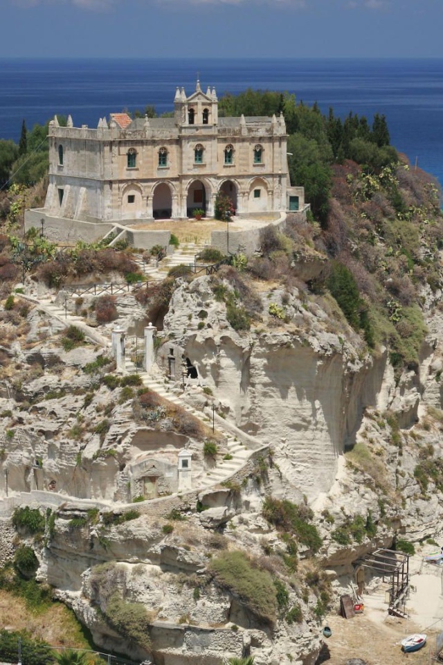 Италия остров Мария