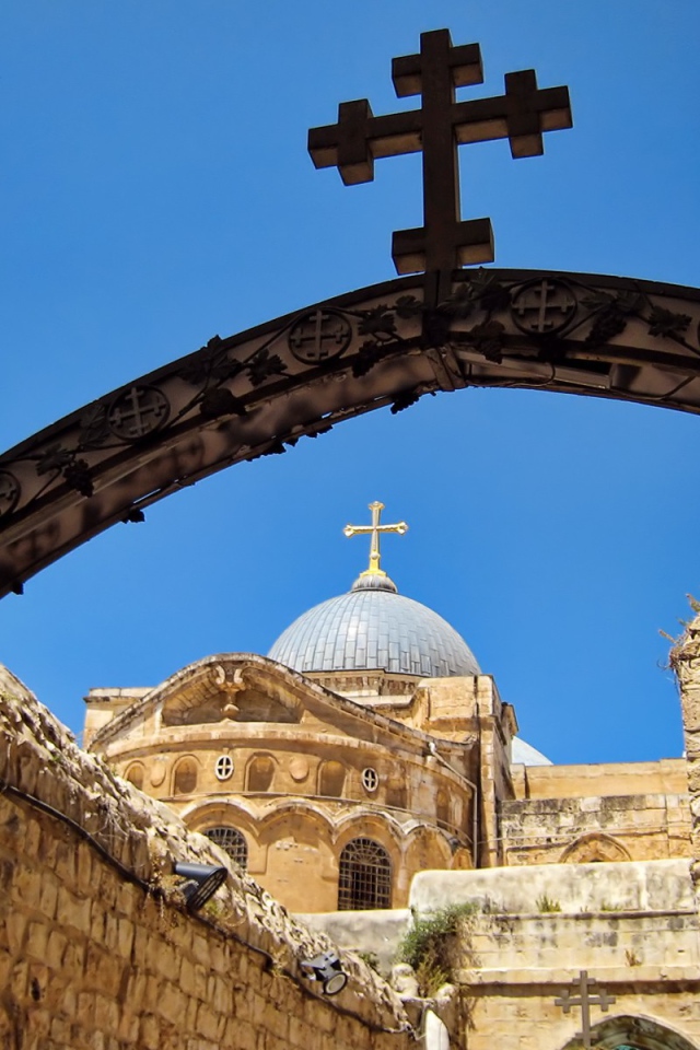 Старинный религиозный храм