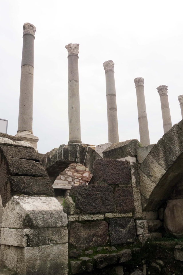 Древняя сеть туннелей Агора Турция