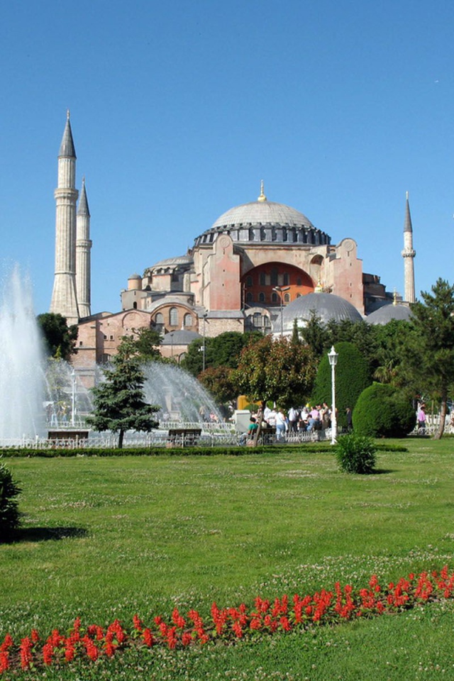 Собор Святой Софии Турции с видом на парк