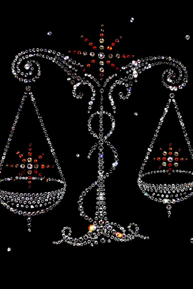 Весы из драгоценных камней