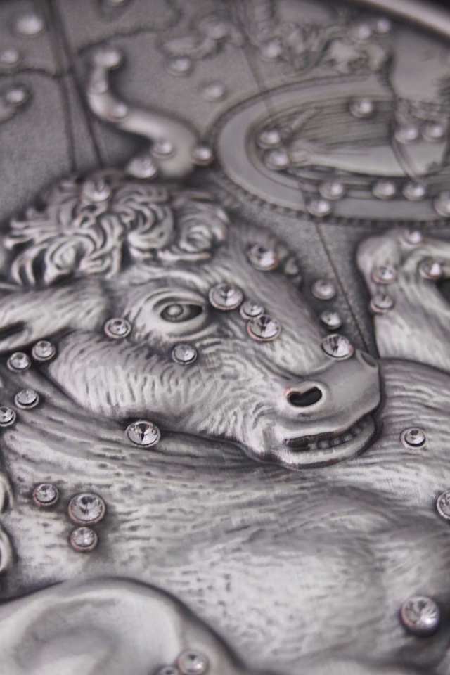 Телец на монете