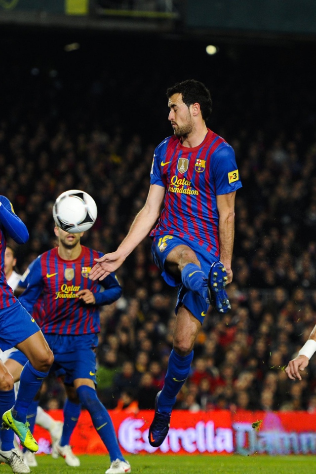 Барселона Серхио Бускетс на поле