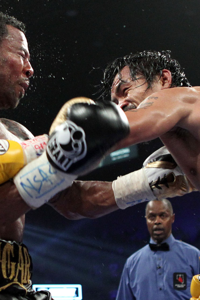 Боксер Шейн Мосли против Пакьяо