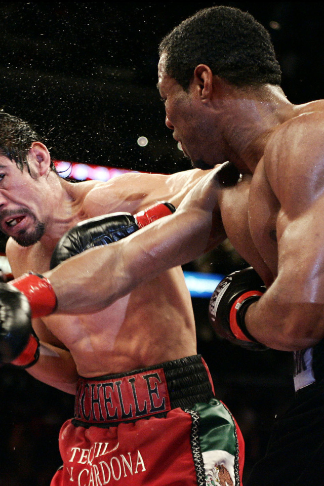 Известный боксер Шейн Мосли