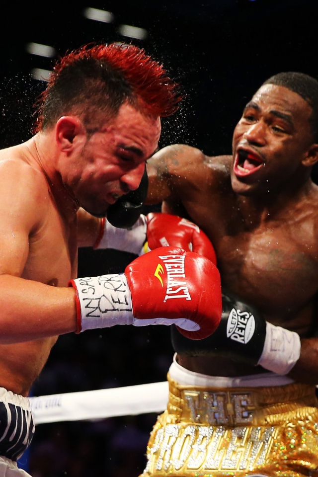 Риддик Боу удивительный удар