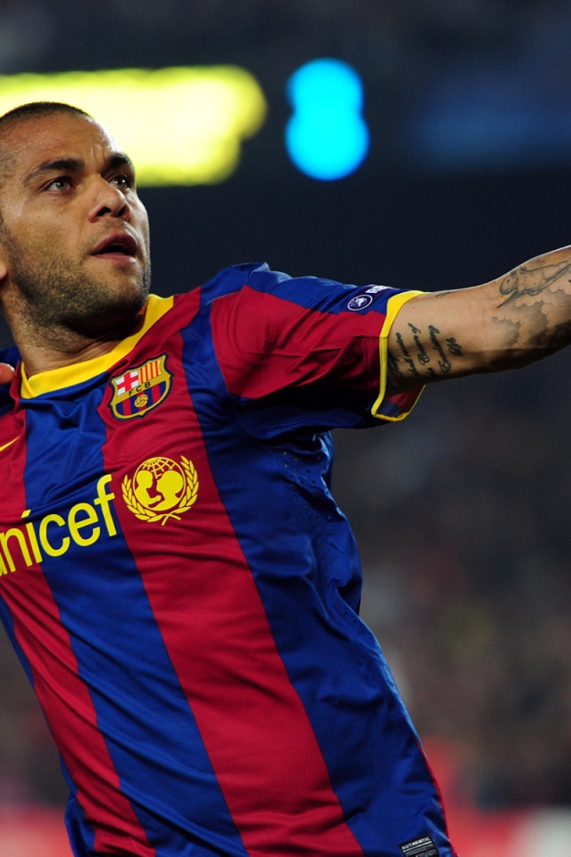 Лучший защитник Барселоны Даниэл Алвес