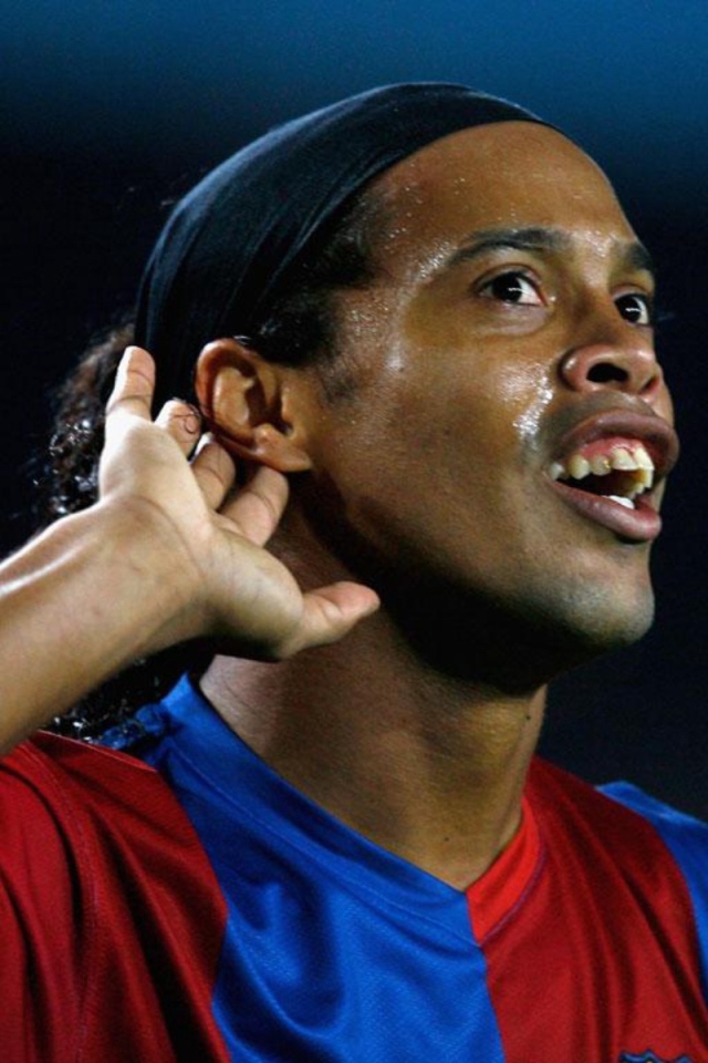 Лучший футболист Атлетико Минейро Роналдиньо