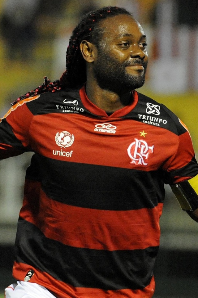 Лучший футболист Шаньдун Лунэн Вагнер