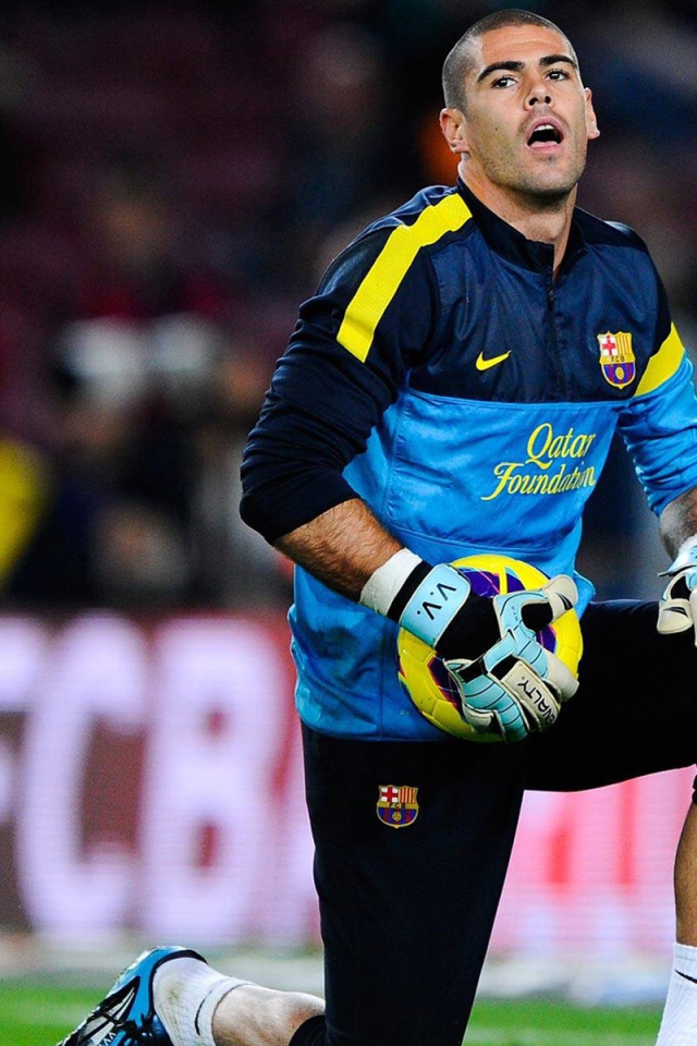 Лучший вратарь Барселоны Виктор Вальдес