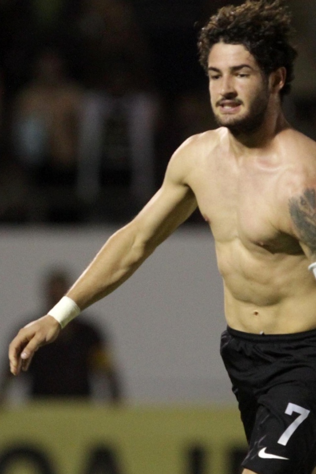  Лучший игрок Коринфянам Алешандре Пато