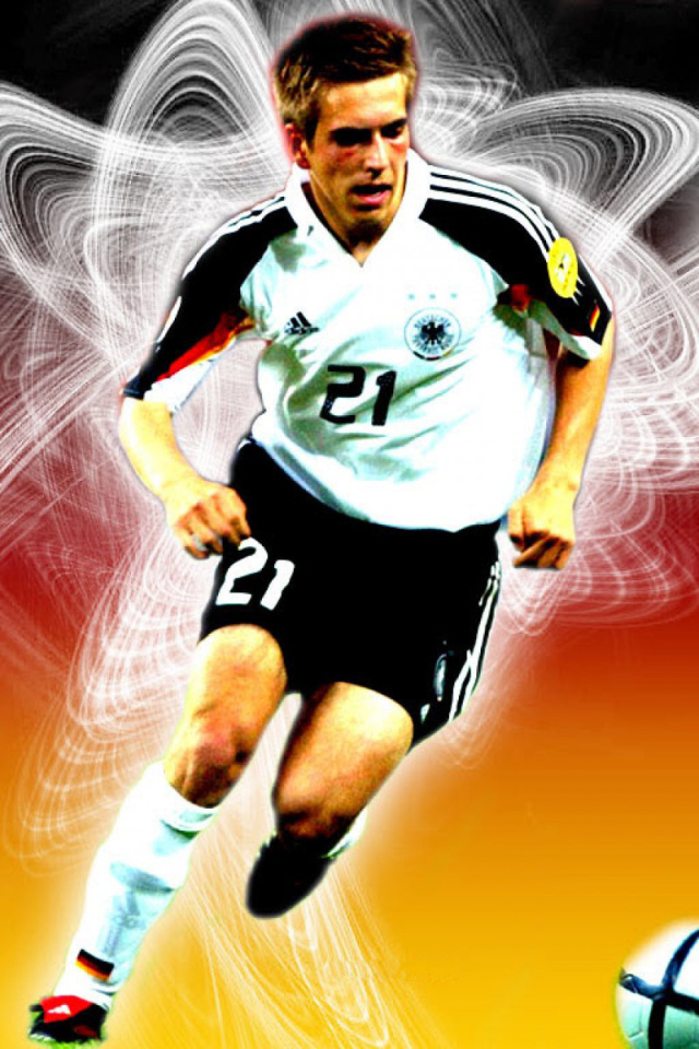 Капитан команды Бавария Филипп Лам на немецком фоне