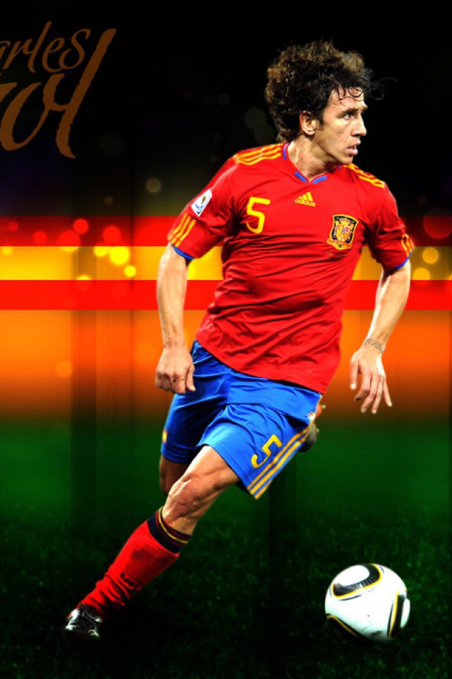 Защитник футболист Барселоны Карлес Пуйоль