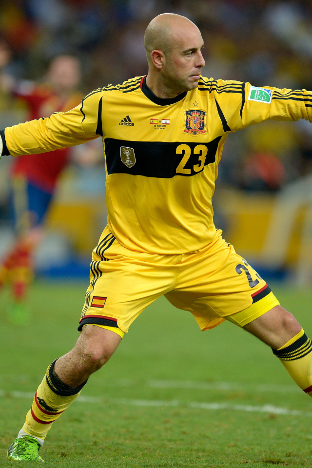 Футболист Наполи Пепе Рейна