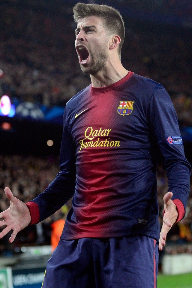 Игрок номер 3 Барселоны Херард Пике