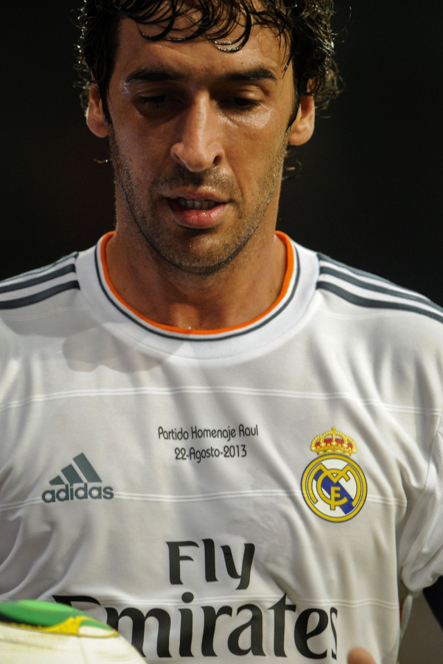 Игрок Аль Садд Рауль Гонсалес