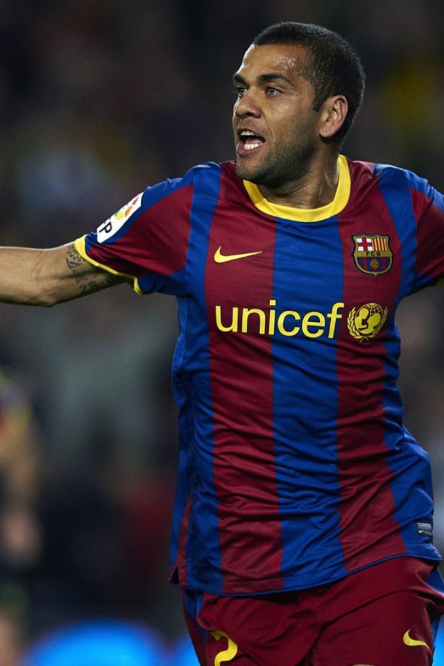  Игрок Барселоны Даниэл Алвес