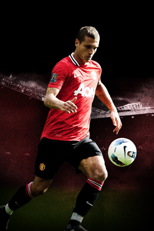  Игрок Манчестер Юнайтед Неманья Видич на поле