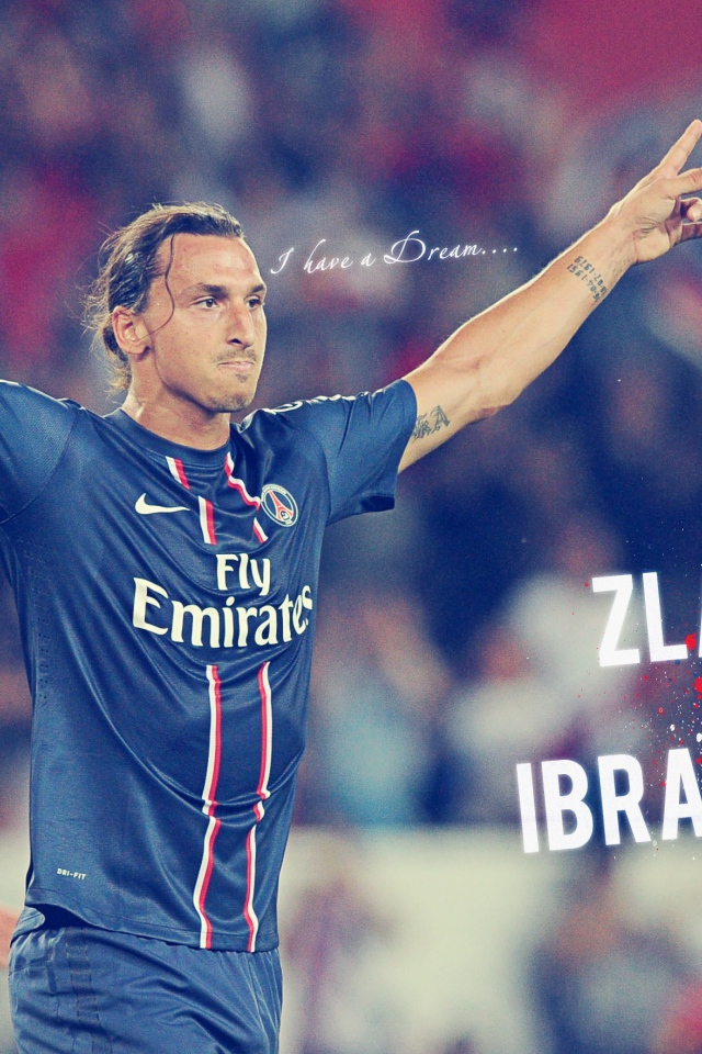 Игрок из ПСЖ Златан Ибрагимович после победы