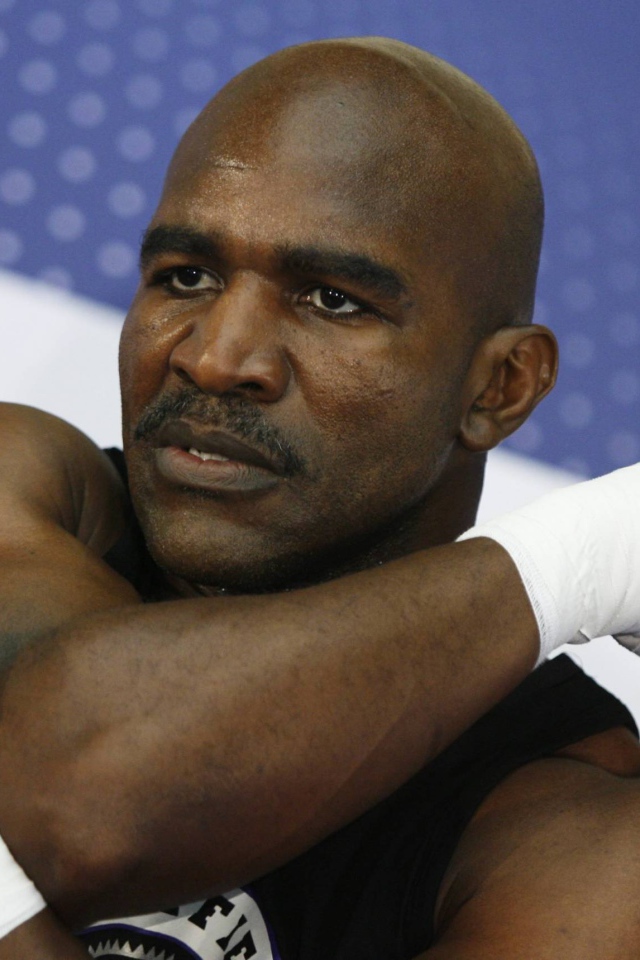 Чемпион мира по боксу Эвандер Холифилд