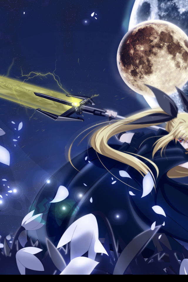 Девушка с большим мечом