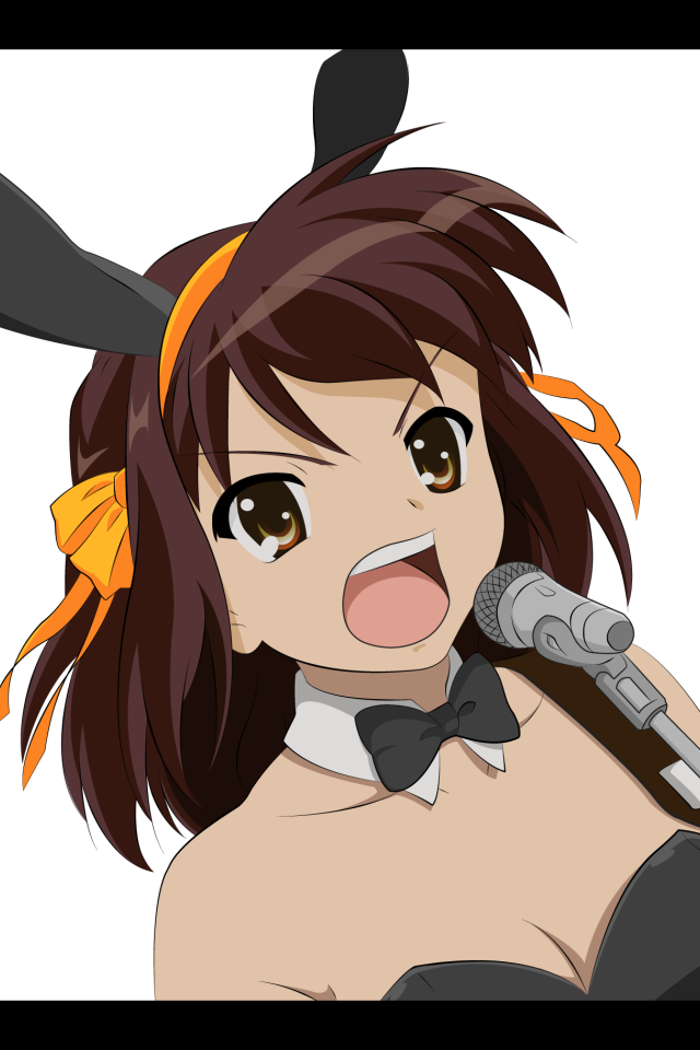 Сузумия у микрофона