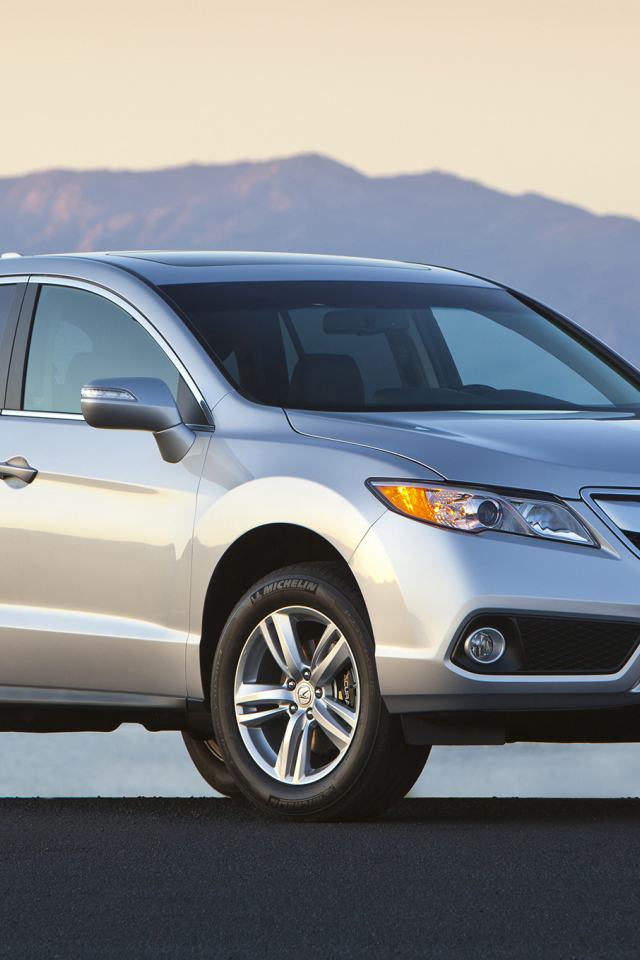 Новая машина Acura RDX 2014