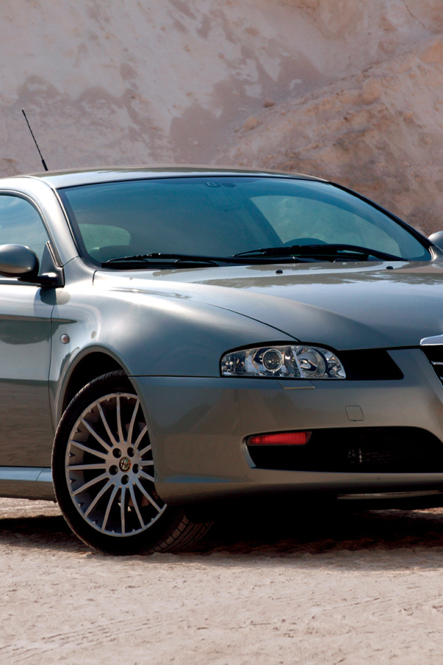 Красивый автомобиль Alfa Romeo 169