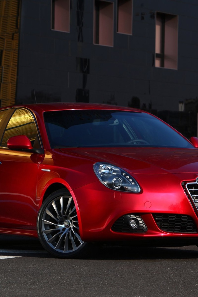 Красивый автомобиль Alfa Romeo giulia в Москве